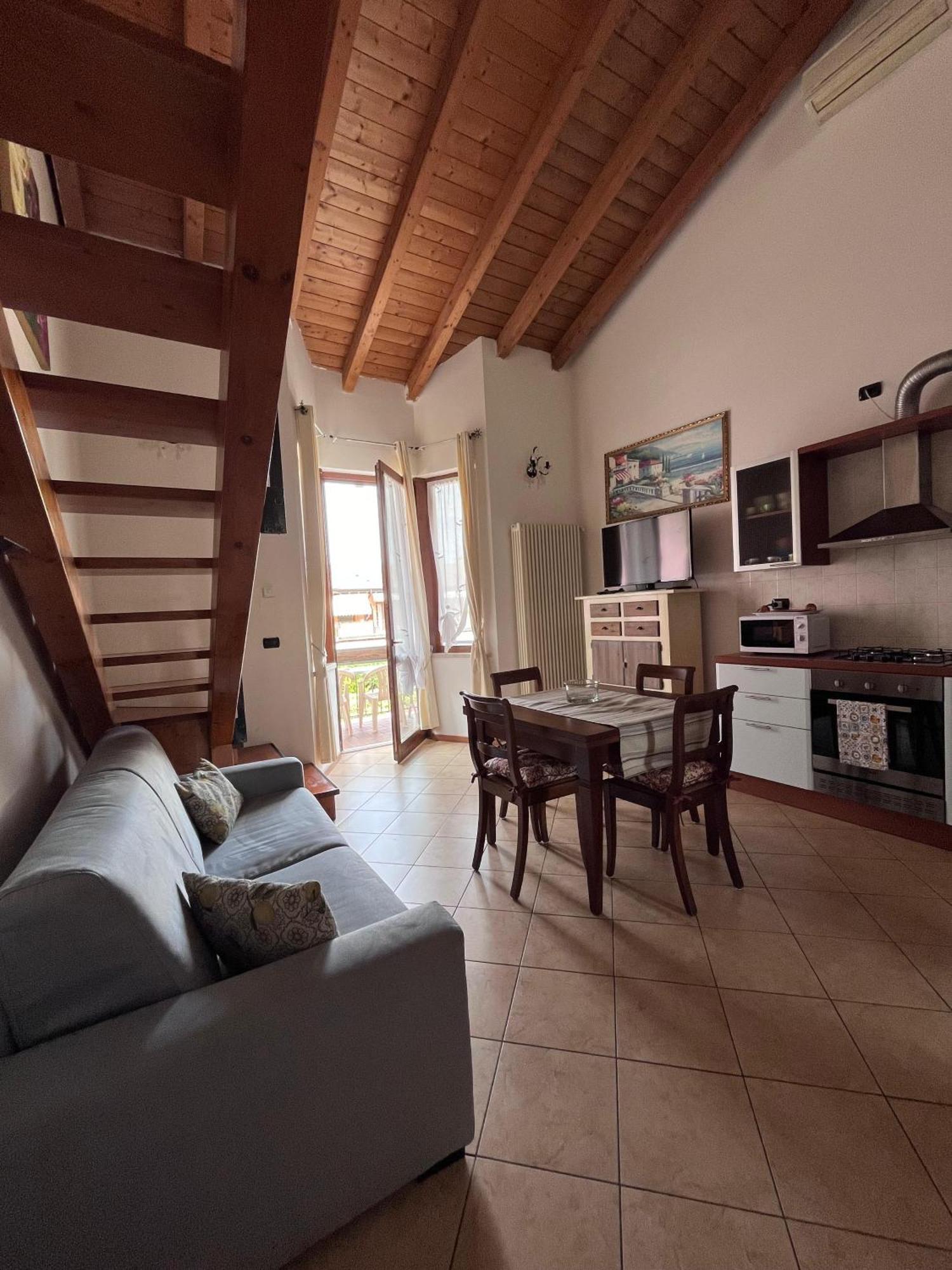 Appartamento Gaja Lonato Luaran gambar