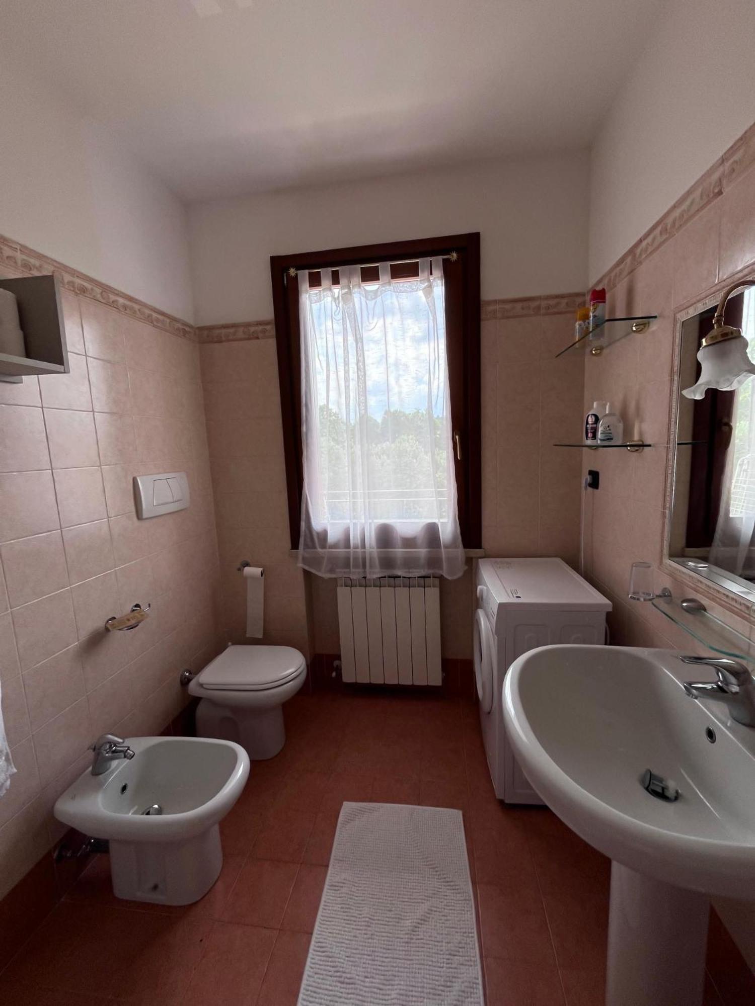 Appartamento Gaja Lonato Luaran gambar